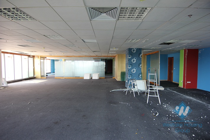 Professional office building for rent in Doi Can street, Ba Dinh distrist, Ha Noi